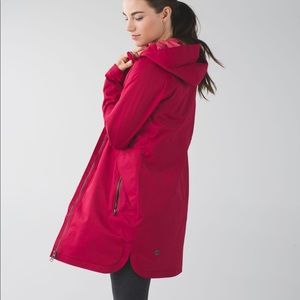 NWT LULULEMON DEFINITELY RAINING JACKET - SIZE 6
